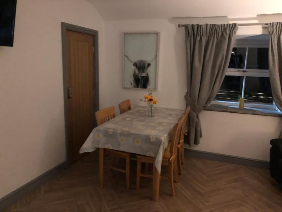 2 Bedroom Apartment, Cononley Near Skipton エクステリア 写真